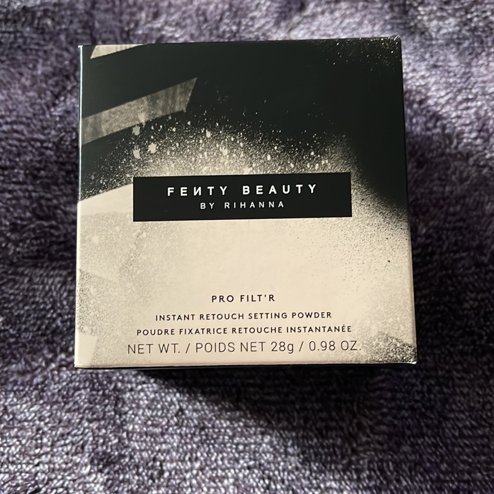 Fenty Butter PRO FILT'R INSTANT RETOUCH SETTING POWDER - Picture 3 of 7